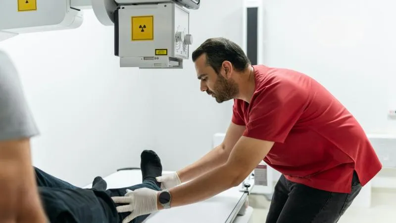Thérapie PSMA à l’actinium-225 - traitement Ac-225 PSMA