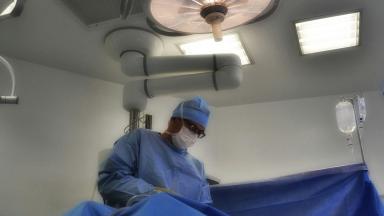 Abdominoplastie - chirurgie de plastie abdominale
